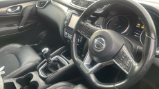 Nissan Qashqai 1.6 DiG-T Tekna 5dr Petrol Hatchback